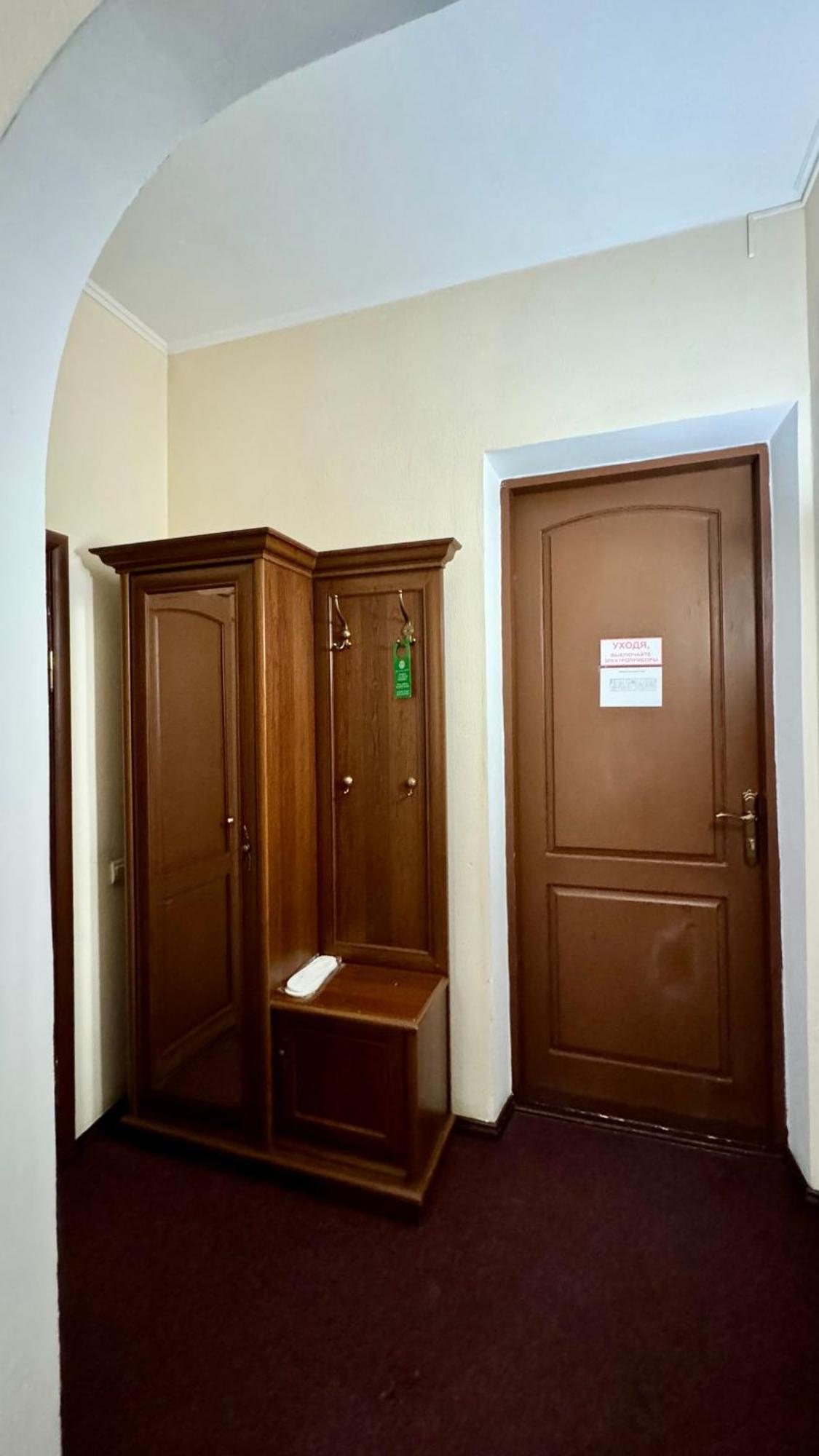 Hotel Zhambyl Taraz Exterior photo